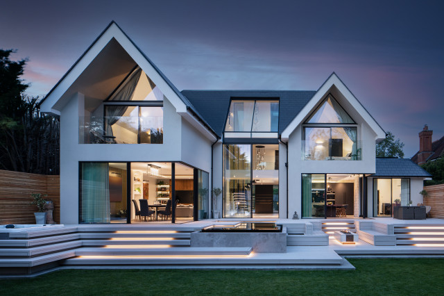 Sell Your Riverside House Faster by Considering Cash Offers