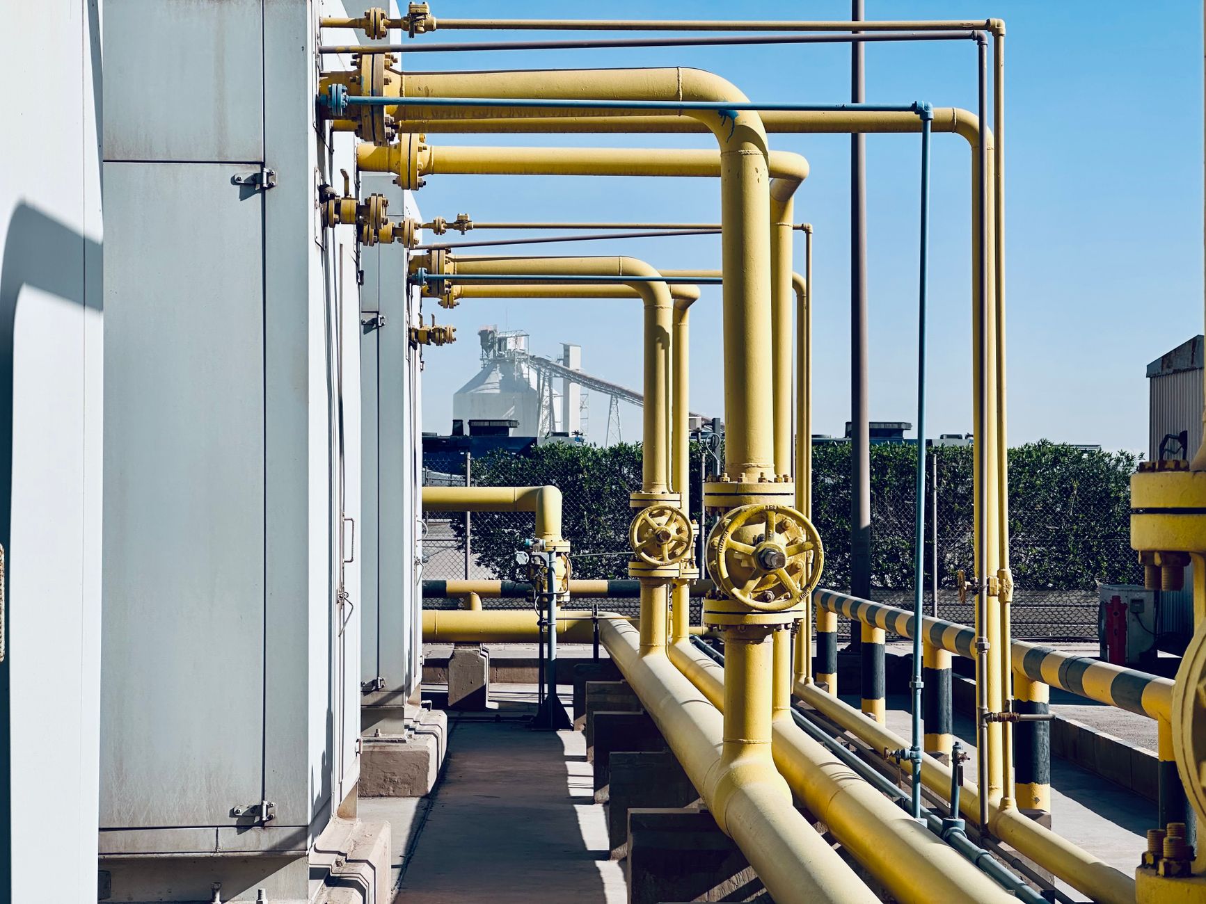 East-West oil pipeline
