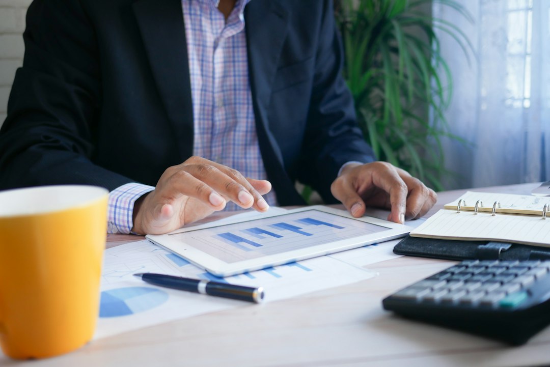 Decoding Forex Trading: How Economic Signals Reveal Currency Moves